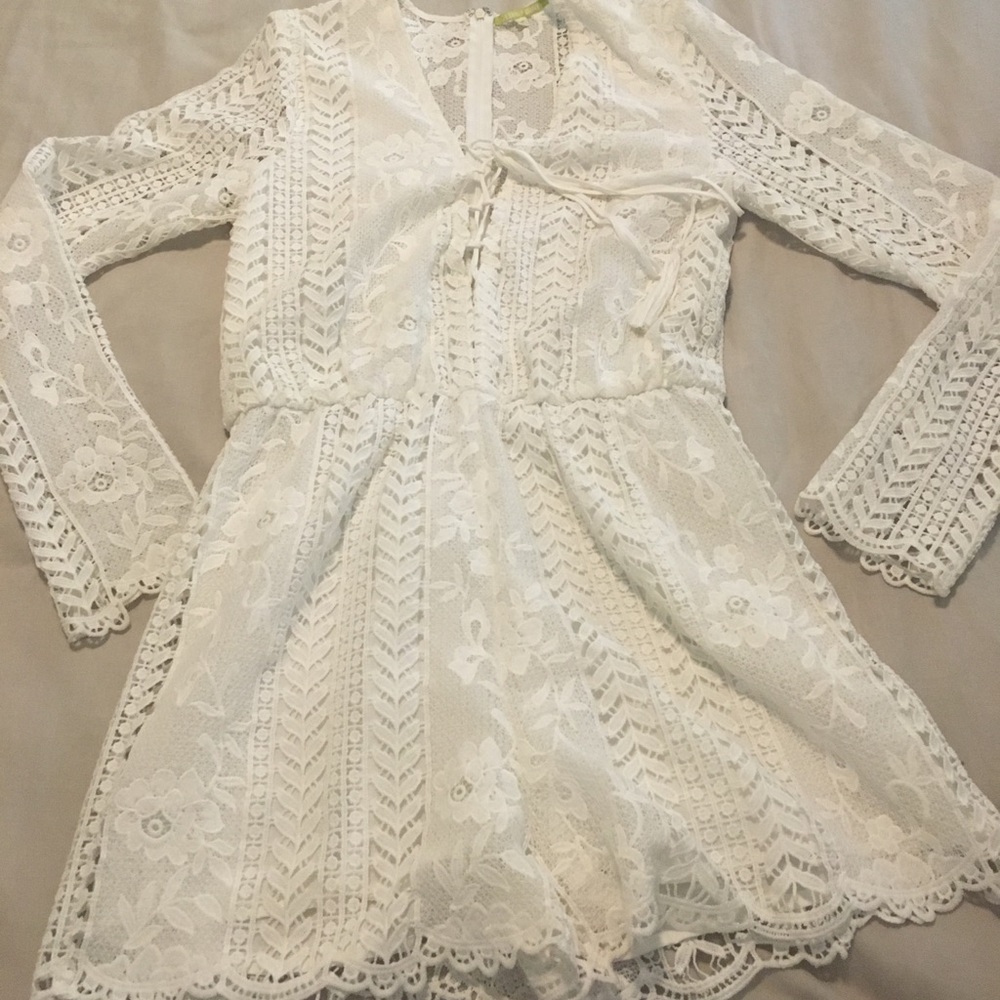 Gianni Bini white lace romper, size M